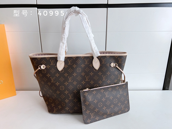 ルイヴィトンバッグ側面デザイン